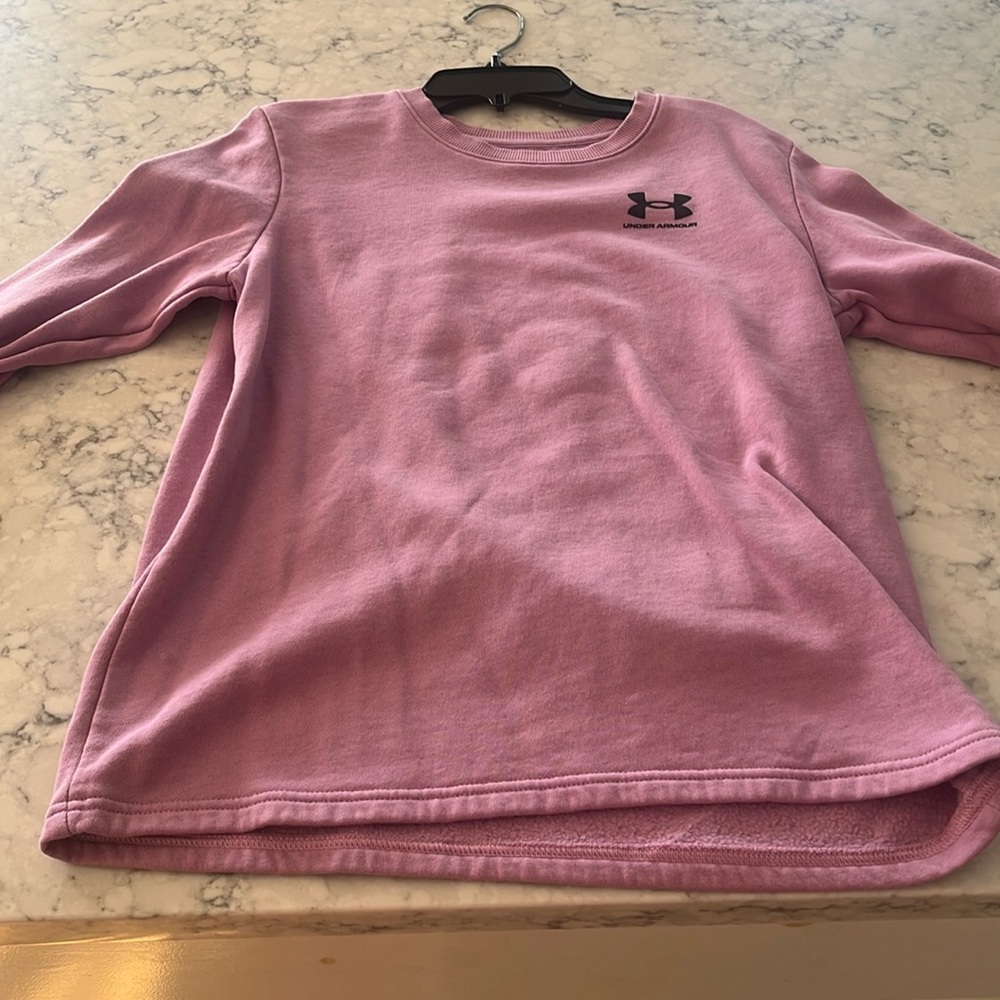 Purplish pinkish under armor shirt/sweatshirt